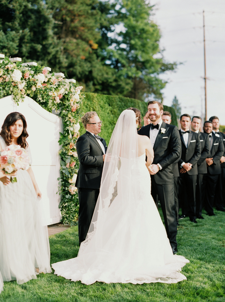 hollywood-schoolhouse-wedding-woodinville010