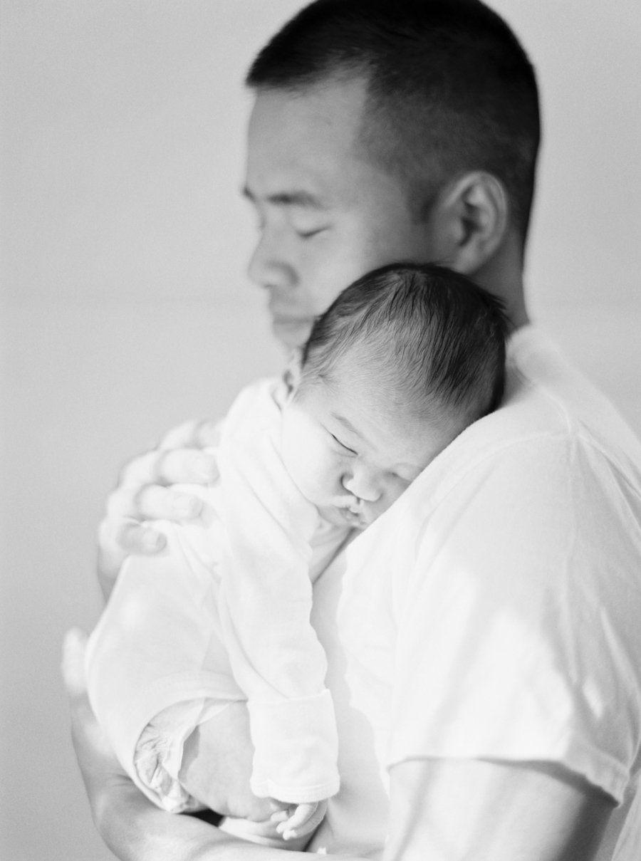 seattle-newborn-photos-film-002