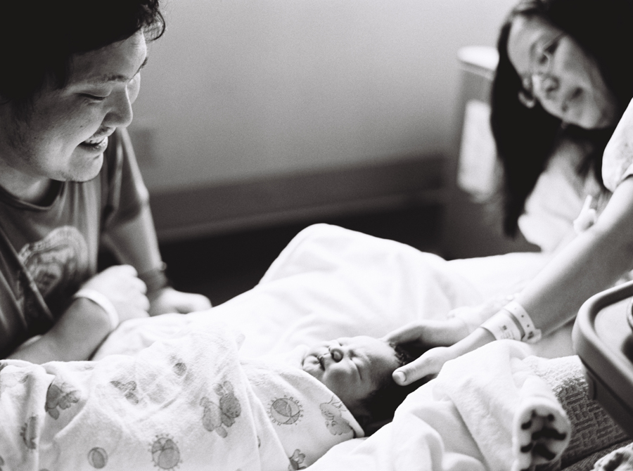 seattle-birth-photographer-film-newborn-047