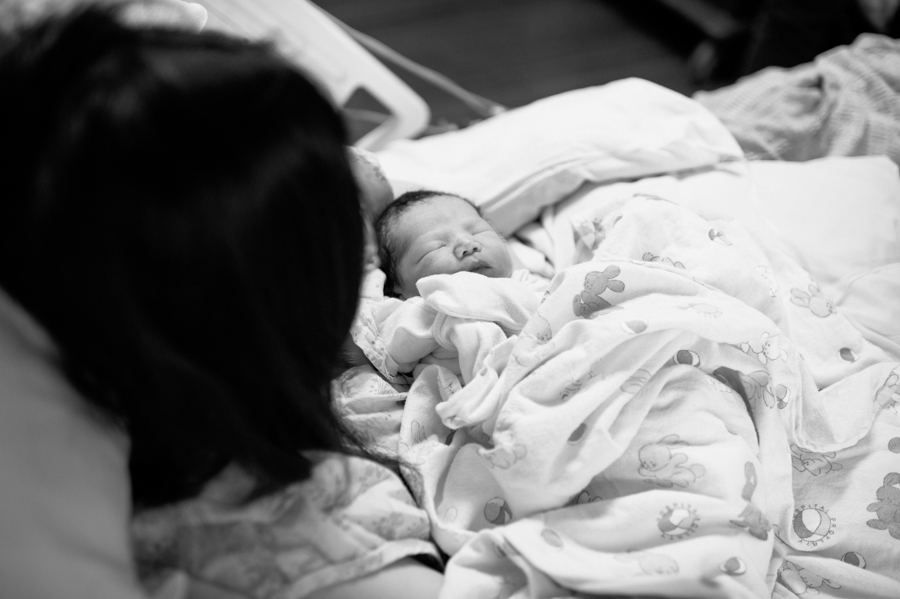 seattle-birth-photographer-film-newborn-048