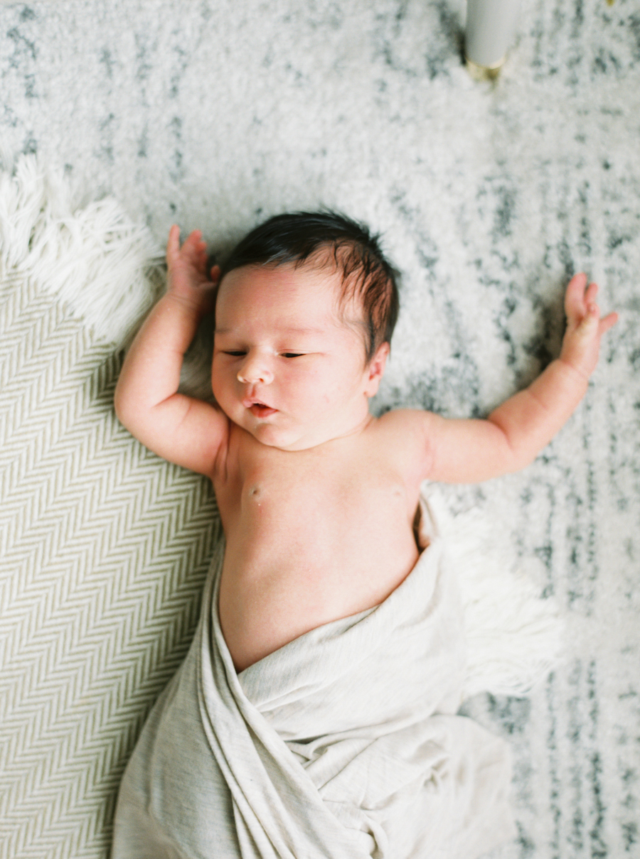 seattle-newborn-photos-film-008